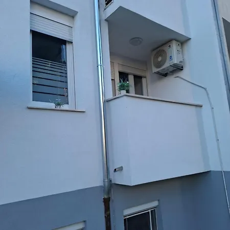 Park Melada Apartman *